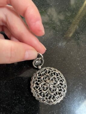 Filigree Round Pendant Necklace - Silver Tone